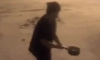 추운 날 뜨거운 물을 뿌리면??.gif