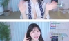와 이젠 그냥 단추도 안잠그고 방송함
