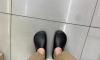 엄마한테 크록스 사달라 했는데 이거 사줘서 걍 신고 옴