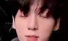 BTS 정국 라이브 방송에서 팬이 영어로 소통을 요청했을 때 반응