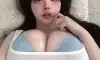 와 이정도면 무슨 컵이냐? 묵직함이 느껴지는 손밍 침대샷