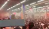 수천명 인파에 과호흡 호소 압사 위험에 공연중단 ㄷ ㄷ