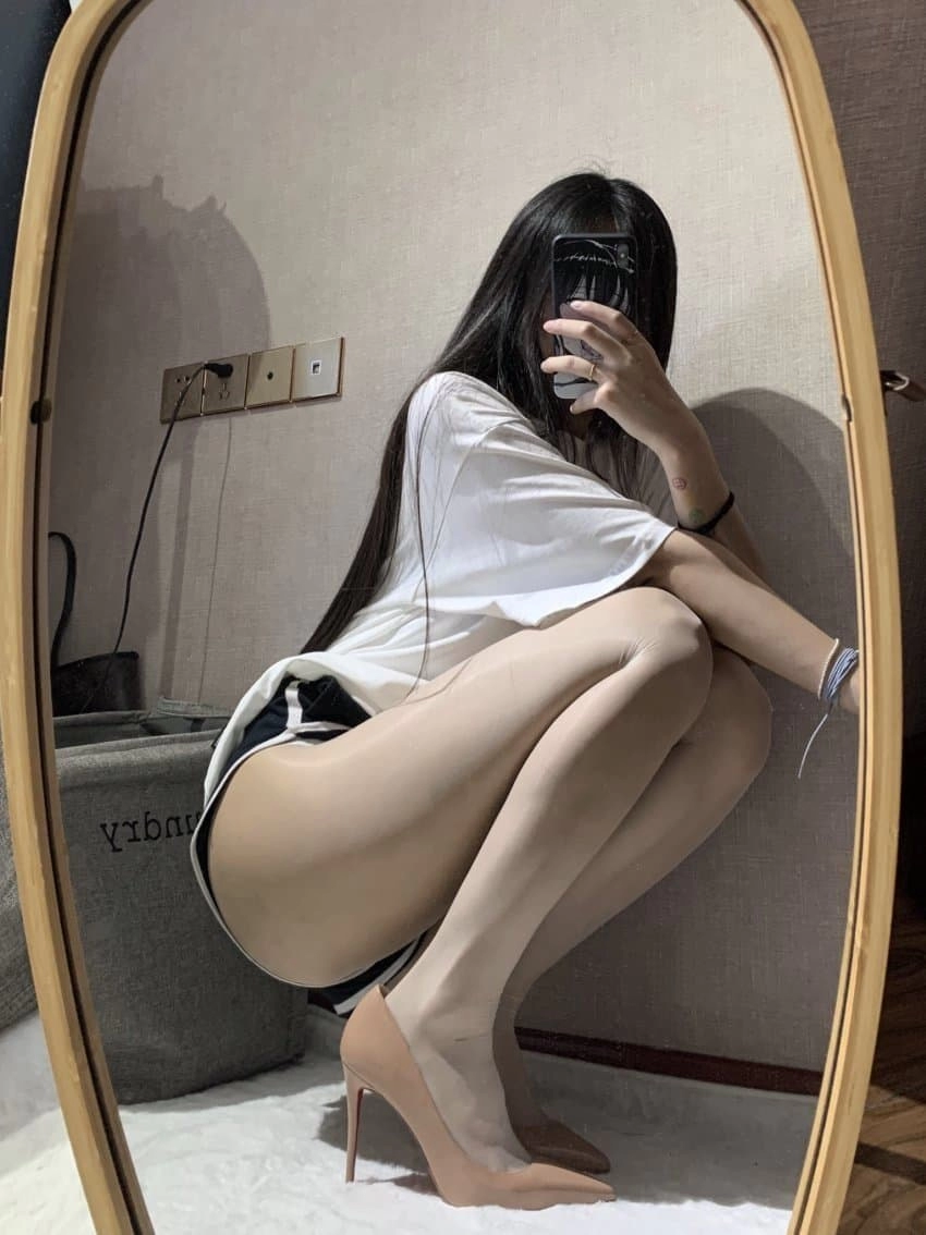 a72f0e9408437d4eeed358761680abf0.webp 돌핀팬츠 모음
