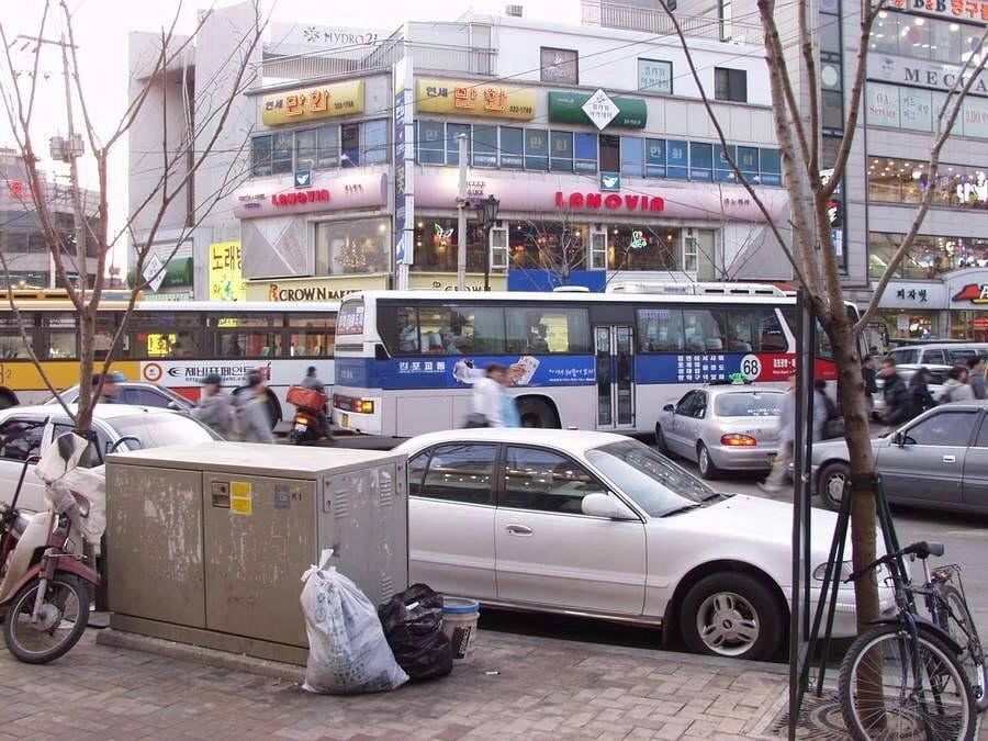 94430f9cc952094e25f714311dc9f174.webp 2001년 봄에 촬영한 서울.jpg