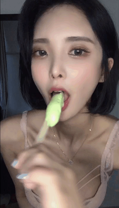 a1c1a74a2a24c52347511839f40e94c9.gif 한국 그라비아 모델