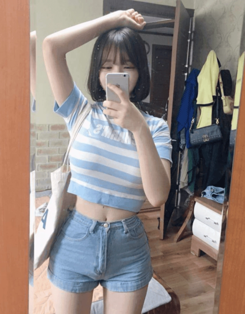 b5a2f24f25a971d893749d9b2999a86e.webp 은근히 꼴리는 몸매