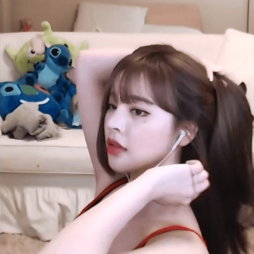 얼굴도 예쁜 손밍.gif