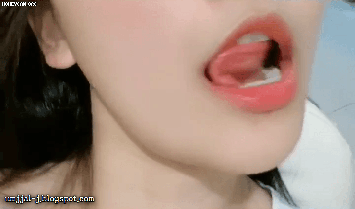 현란한 혀스킬.gif