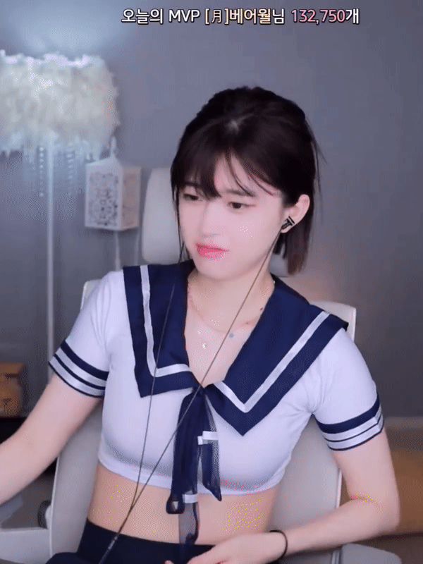 문월 언더붑 레전드.gif