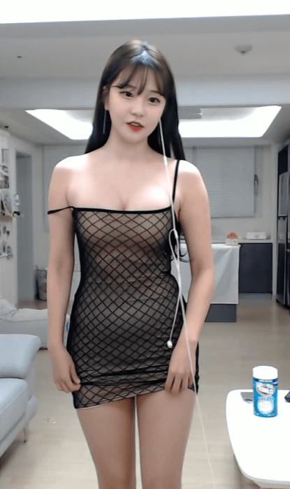 다시봐도 개쩌는 박민정 레전드 원피스.gif