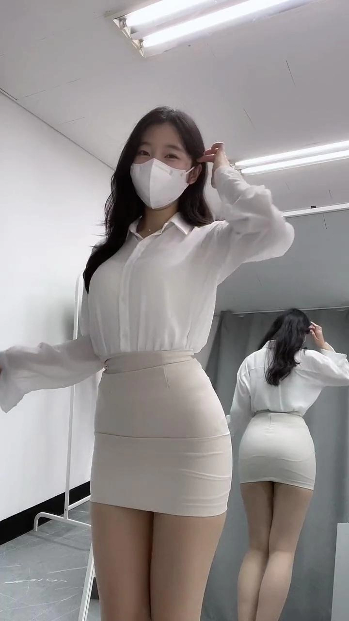 색기좔좔 흘러 넘치는 유튜버 두디