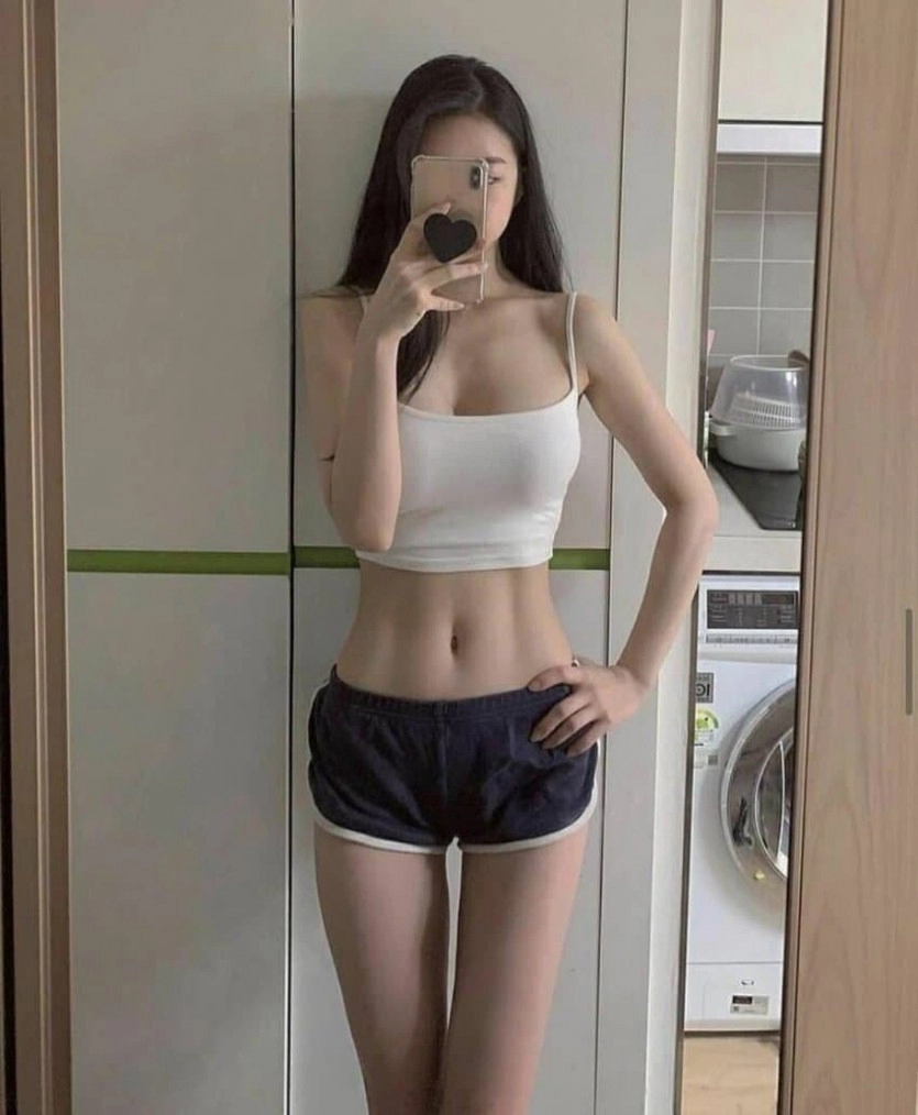 11자 복근