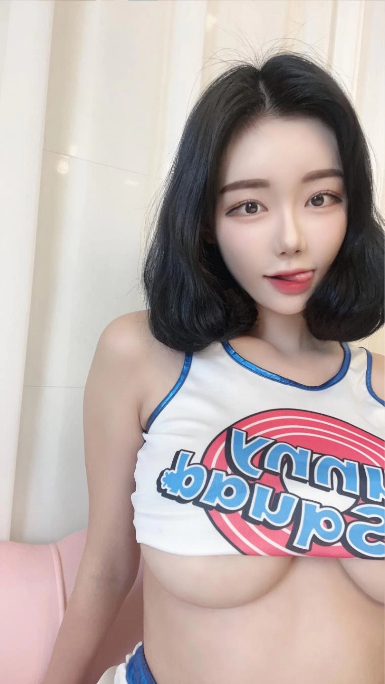 빛베리 질질싸는 몸매
