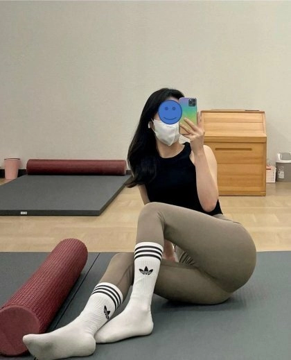 레깅스 인증녀들이 자주하는 포즈