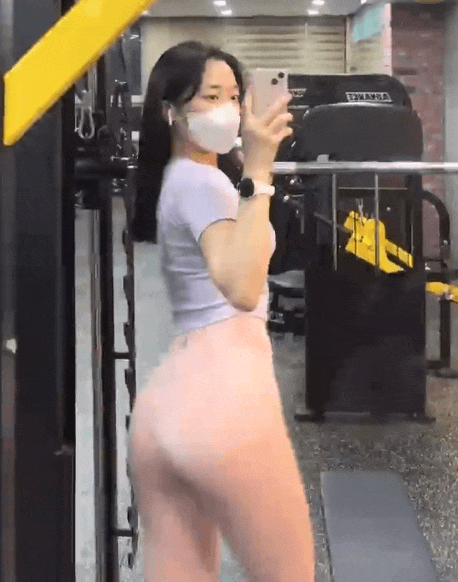 헬스 하는 여대생 레깅스 몸매