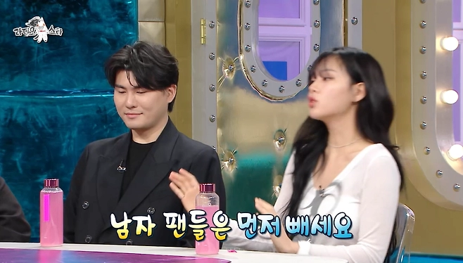스킨쉽 좋아하는 비비가 팬들에게 뽀뽀해주는 이유
