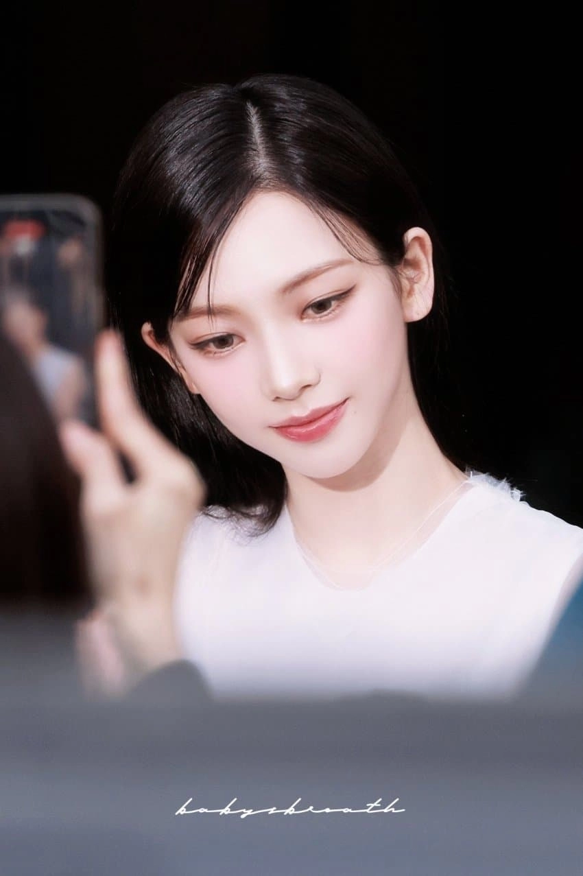 그림체가 다른 카리나
