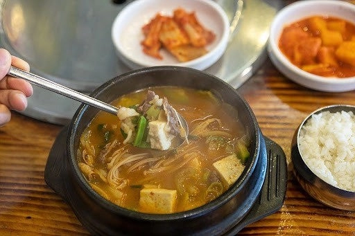 5:5로 격하게 싸운다는 된장찌개 선택
