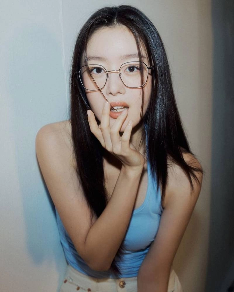 현재 패션계를 강타한 안경 패션
