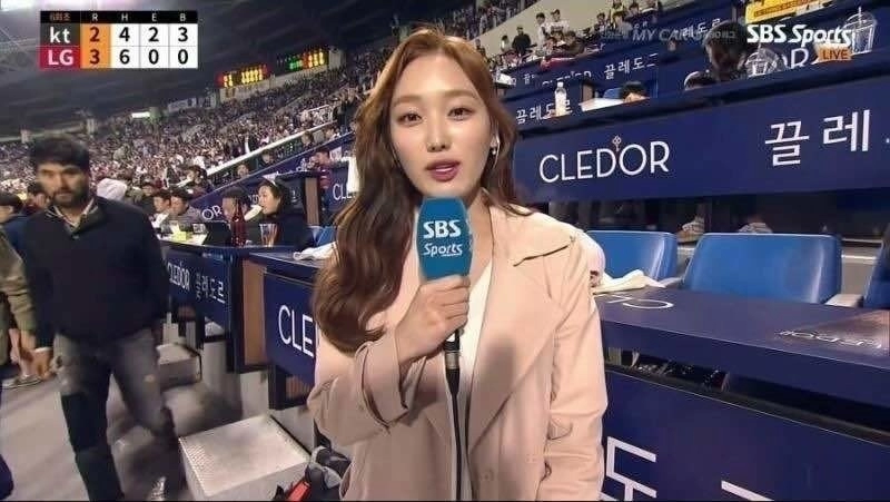 [후방주의] 야구 여기자