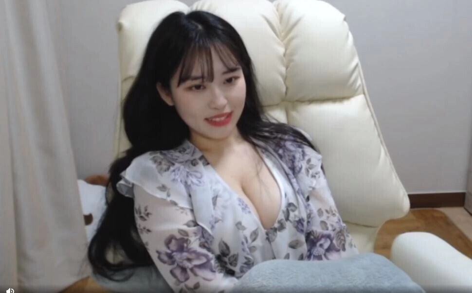 소ㄹ잉 3년전 늘씬하던 시절 ㄷㄷ