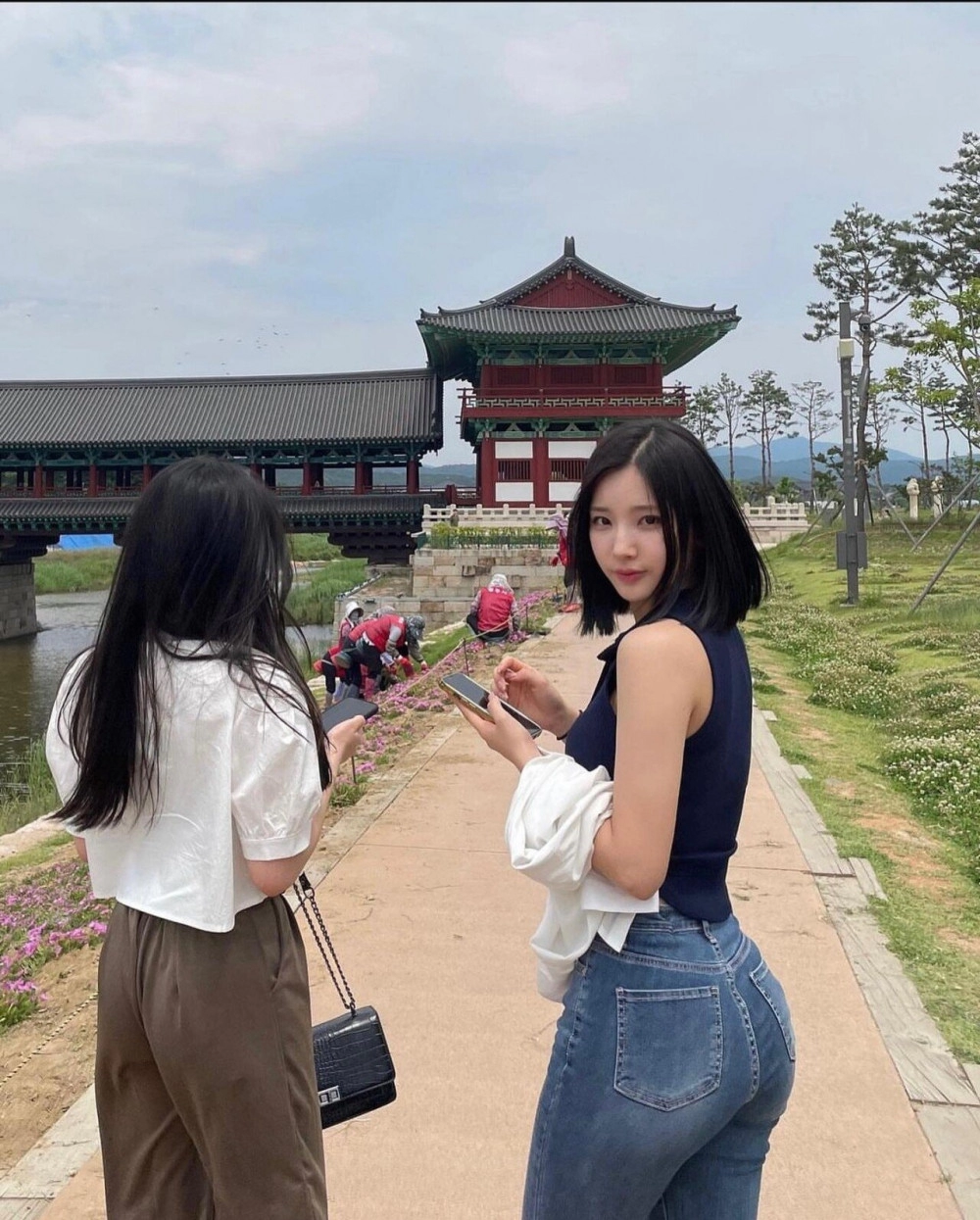 화가 잔뜩난 앨ㄹ스 소ㅎ 빵댕이 ㄷㄷ