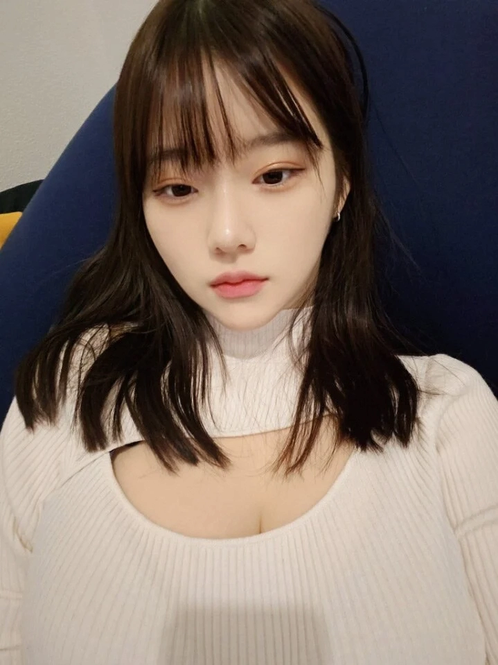왜 이런 사람이 AV 배우를 하는거지