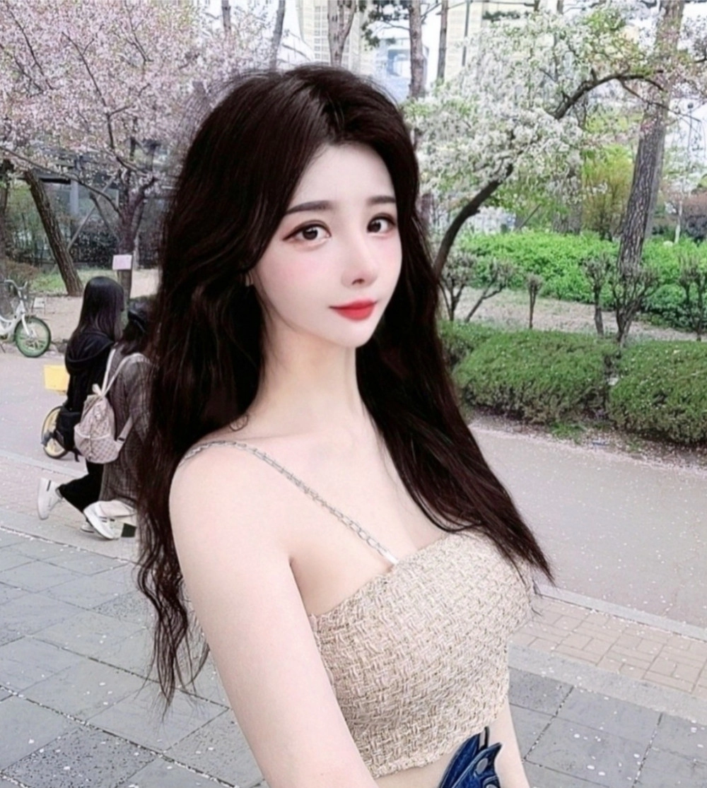 청바지로 흥분시키는 레이싱모델 곽하윤