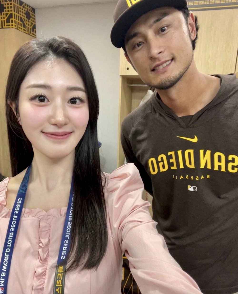 쿠팡플레이 신입 아나운서 미모