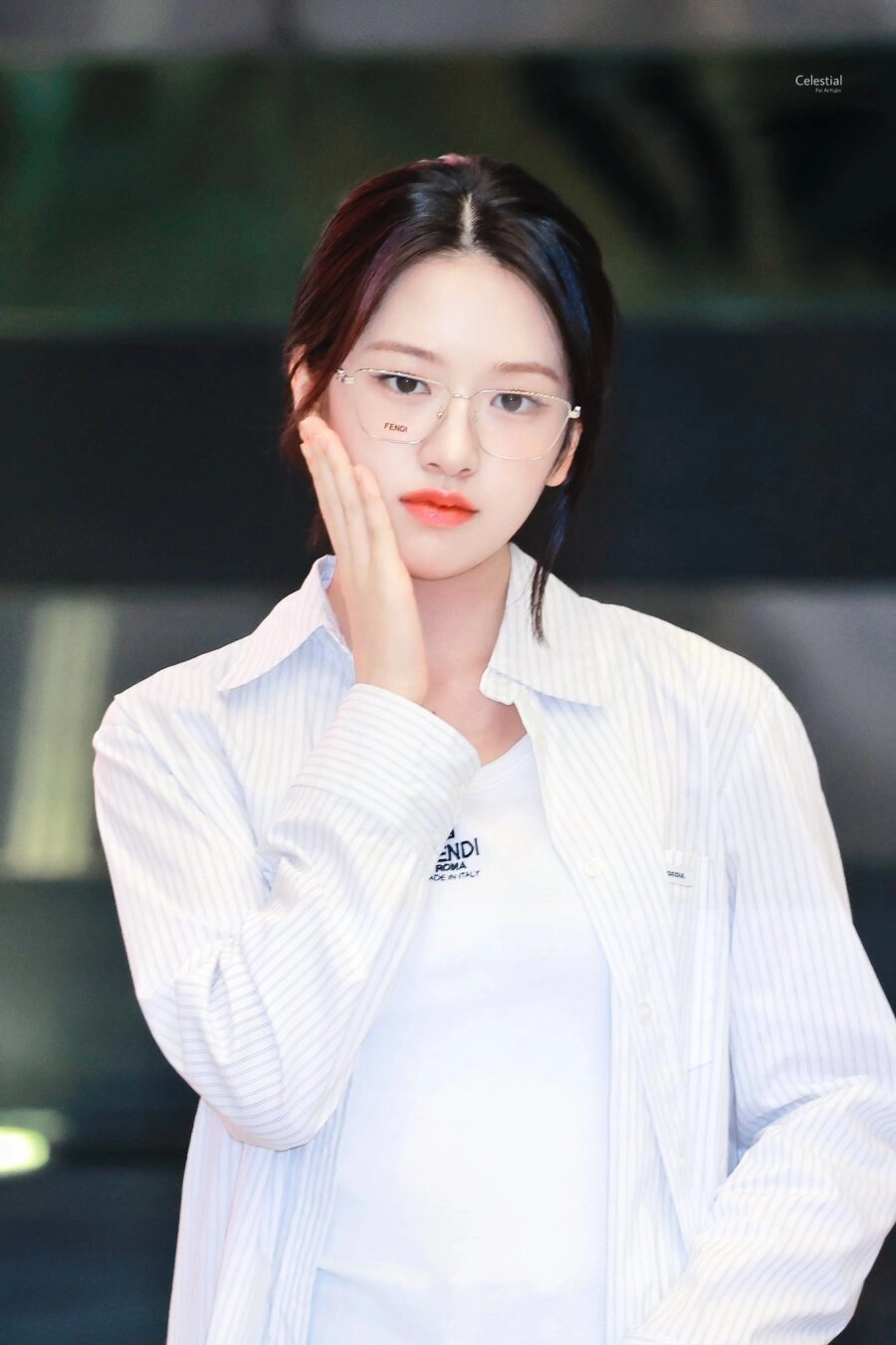 출국하는 안유진 미모 실화냐