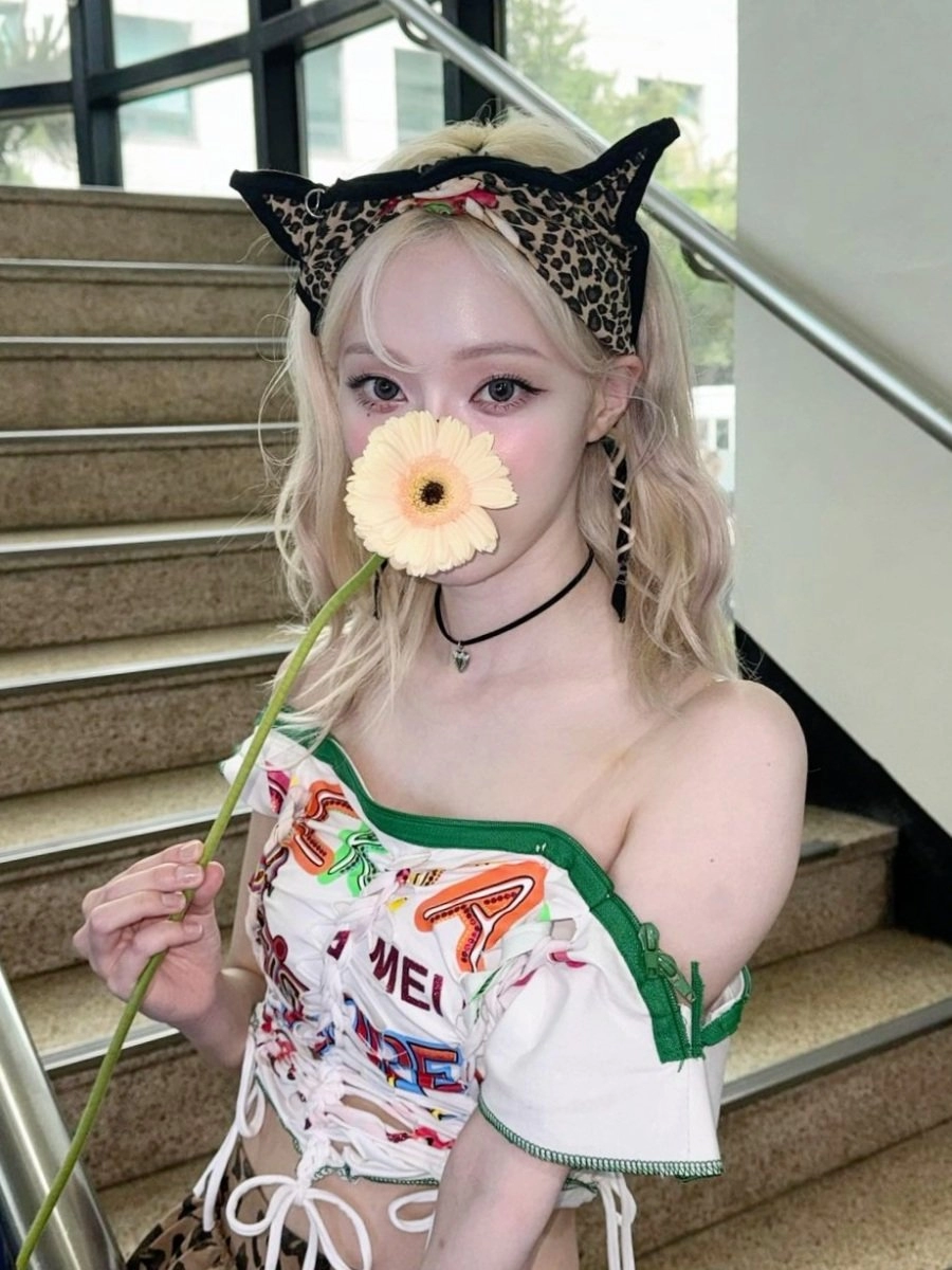 금발머리 한 게 ㄹㅇ 신의 한수