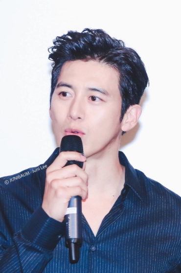 배우 고수 40살때 직찍