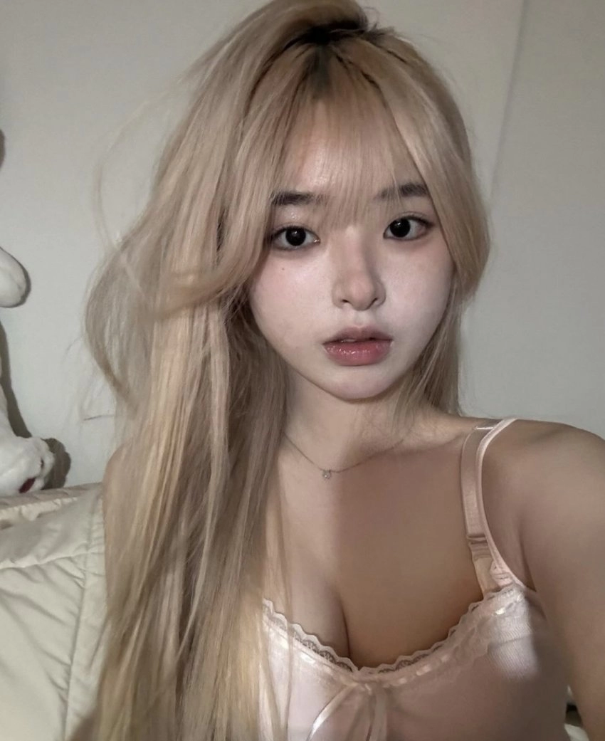 역대급 미모와 몸매를 보유한 인스타녀