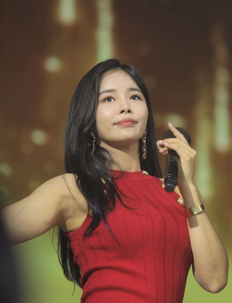 아직도 미혼인게 신기한 여자가수