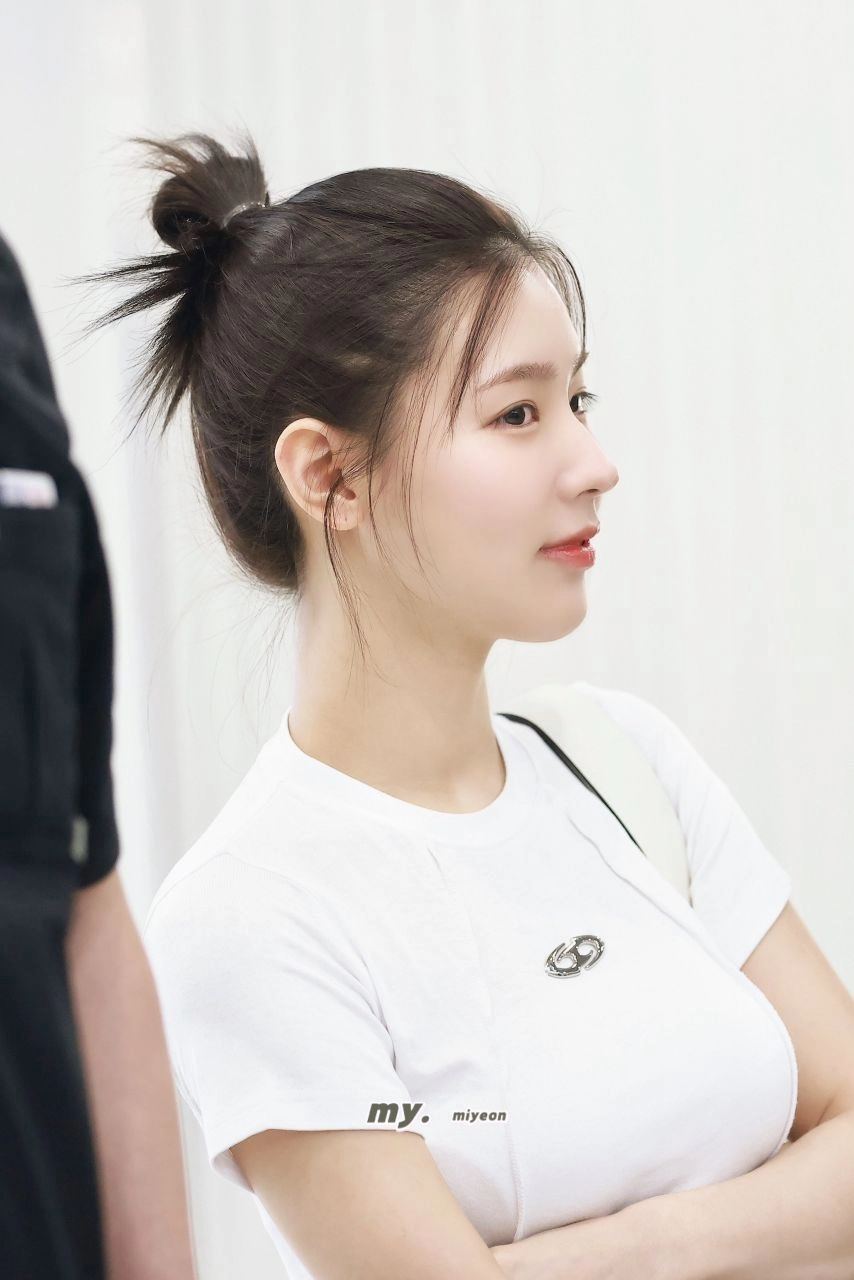 걸그룹중 주연 여배우급 미모를 가진 여돌