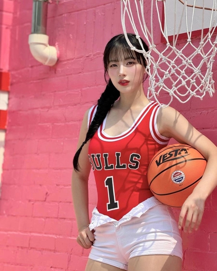맥심 7월 표지모델 클라스