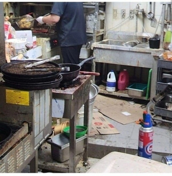 홀없는 배달전문음식점 믿고 거르는 이유