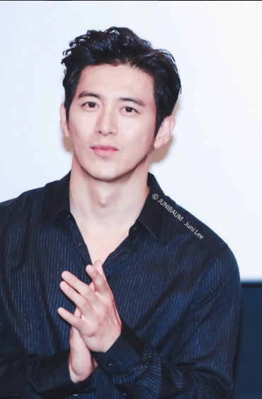 배우 고수 40살때 직찍