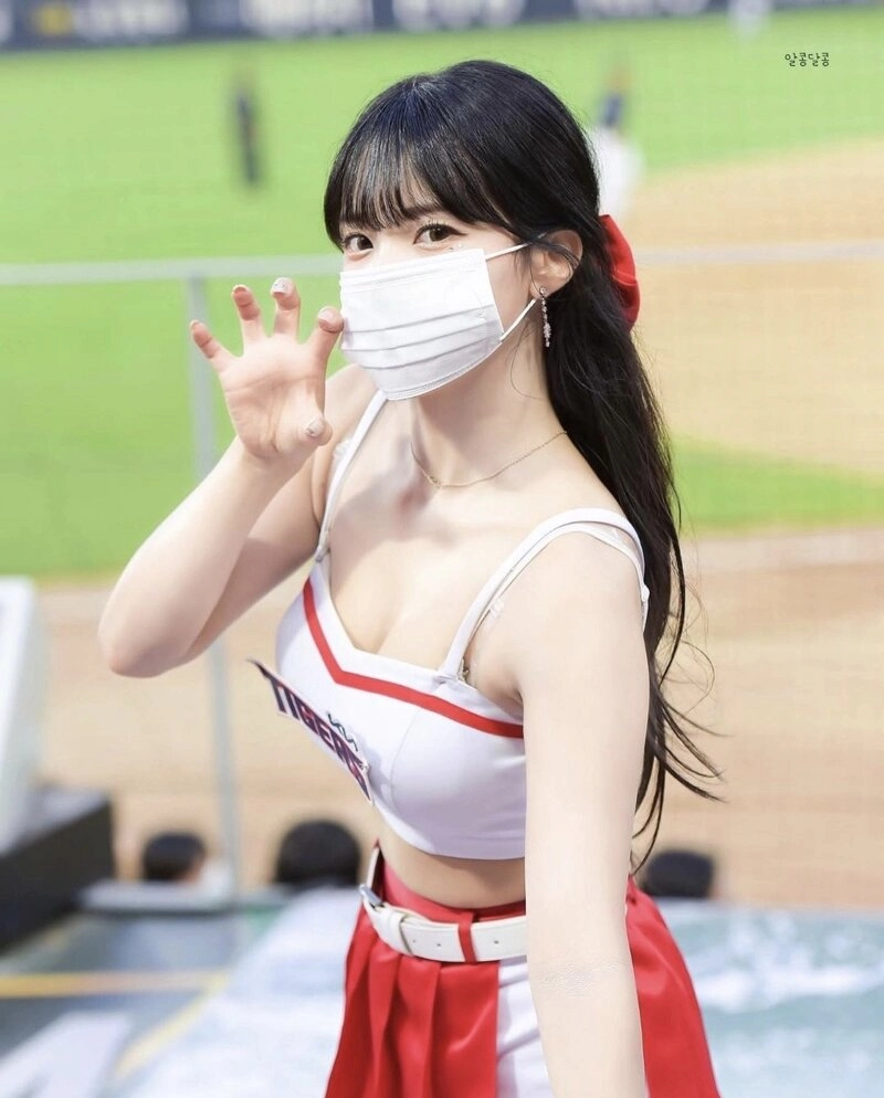이다혜 치어리더 초근접 몸매