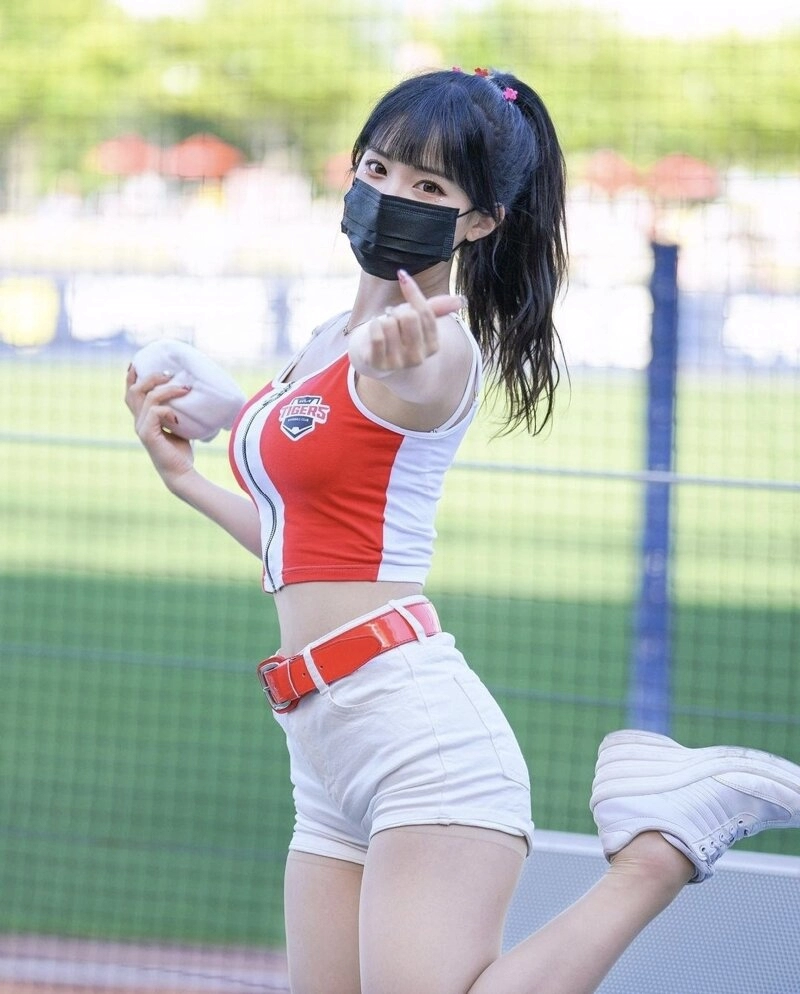 이다혜 치어리더 초근접 몸매