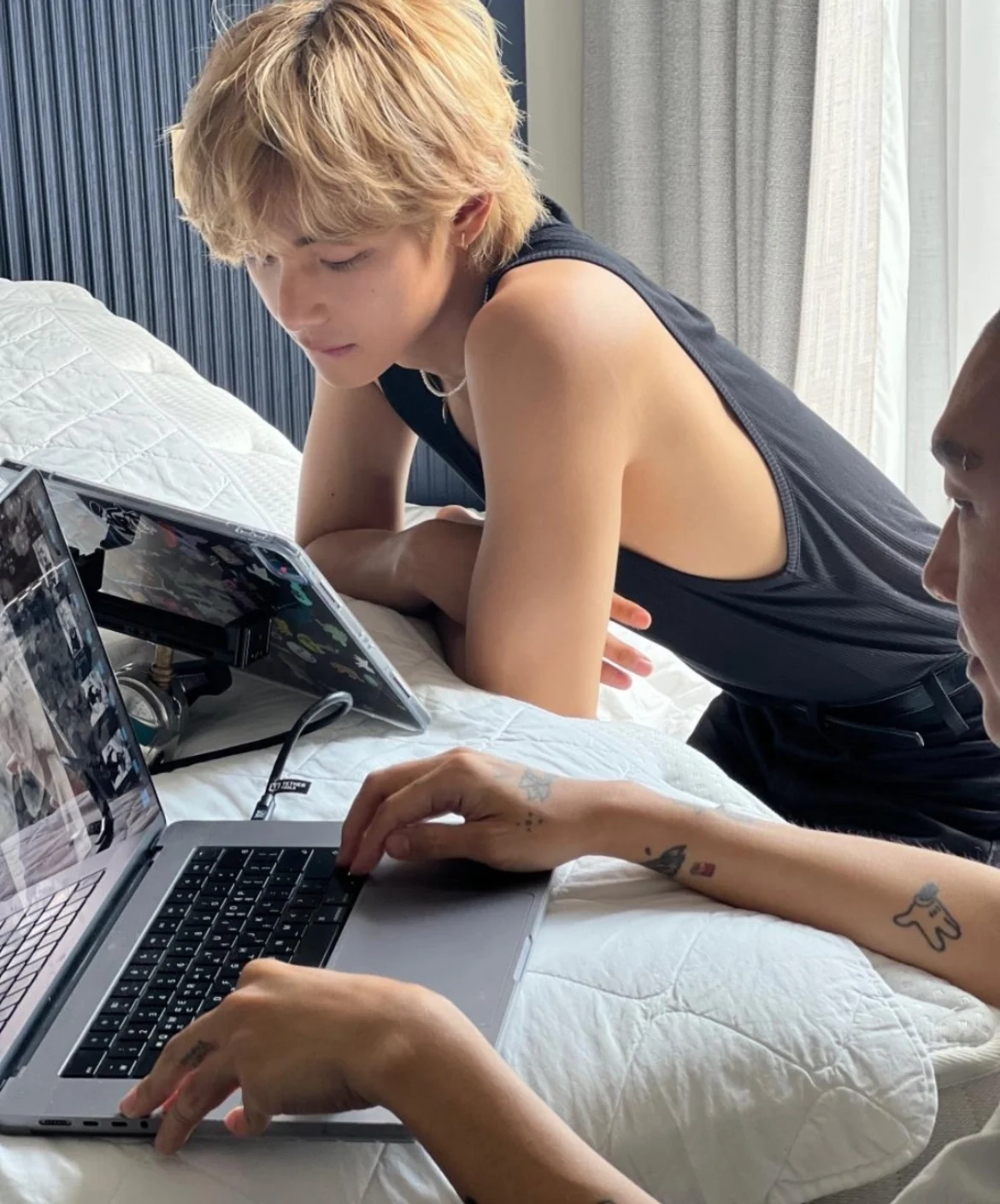 BTS 뷔 몸상태 입대 전후 차이