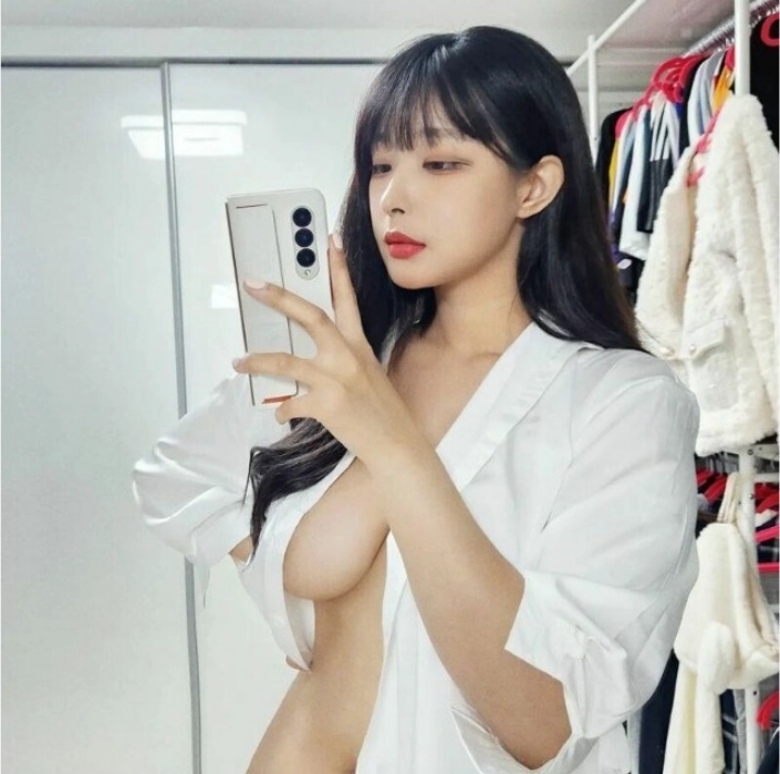 가슴 모양만 봐도 참젖이 맞는 김갑주