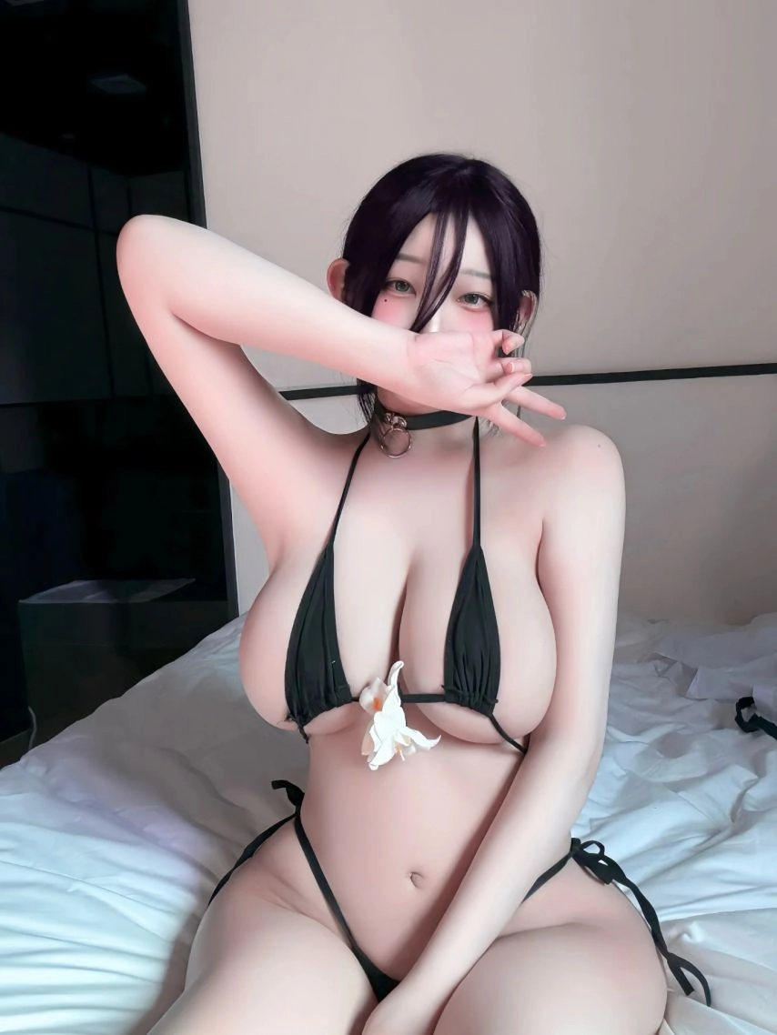 소이밀크 꼭지만 가린 마이크로 비키니 집중하게 하는 육덕 몸매