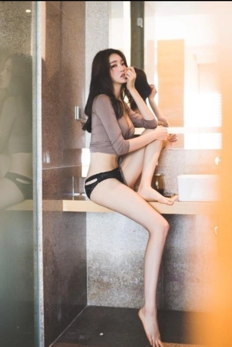 란제리 피팅모델