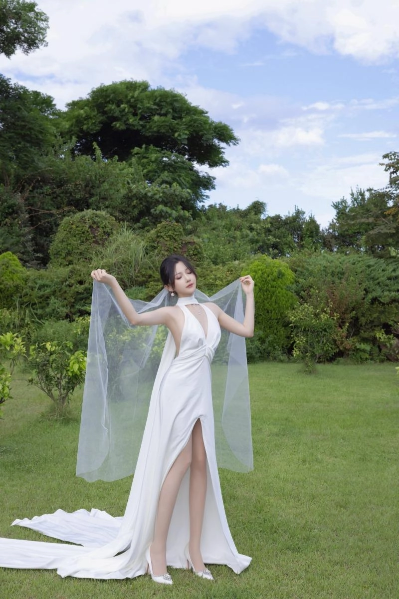 순백의 여신