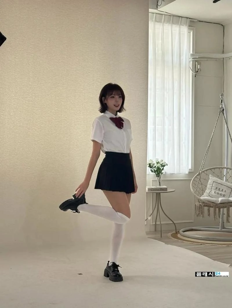 하지원 치어리더 스쿨룩 허벅지