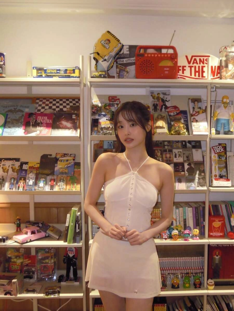 츄 홀터넥 착장