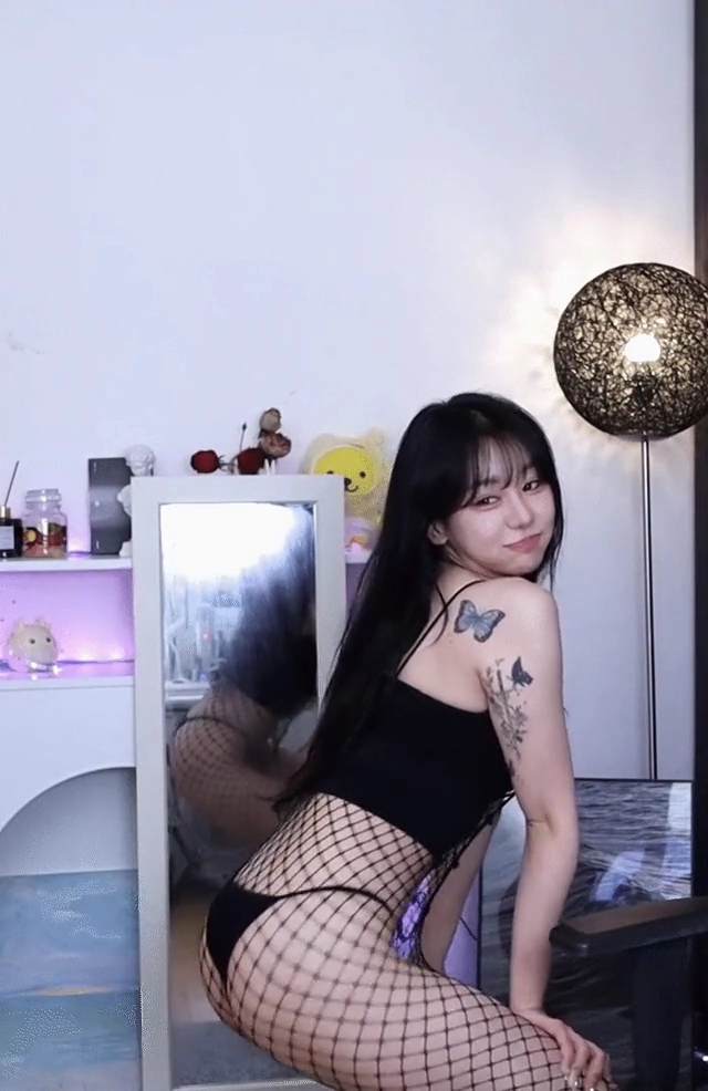 쭈디 전신망사 트월킹 19