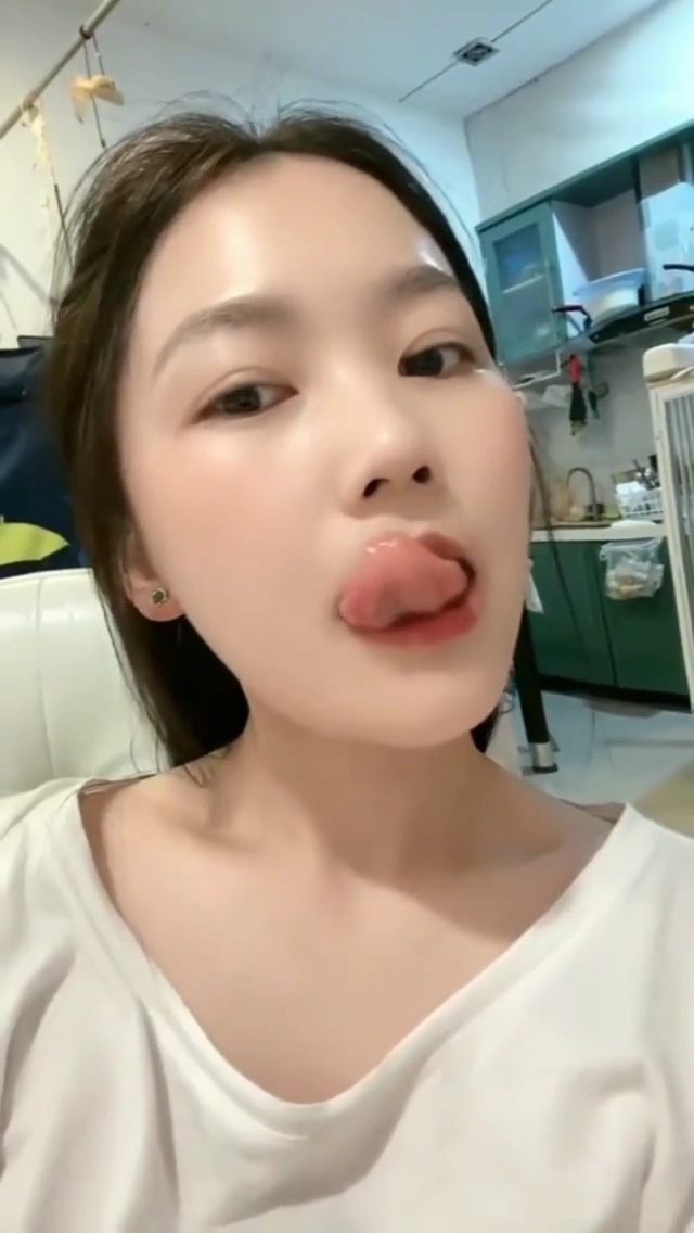 혀놀림 오지고