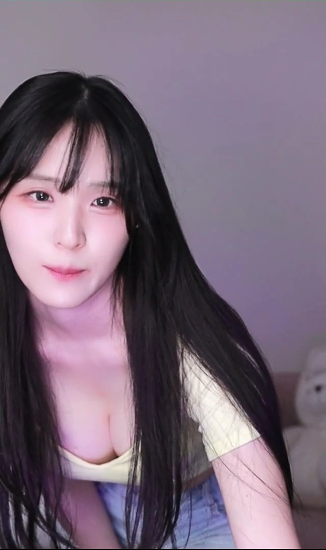 삐끼삐끼 야꼽 냥슬 레몬색 티셔츠